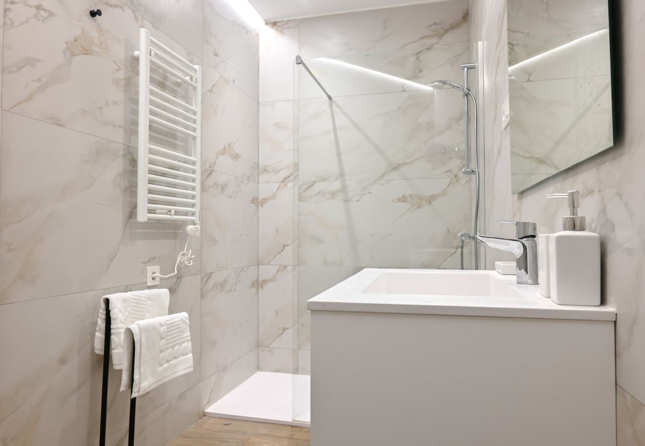 Studio in Madrid - M (ETD1) Céntrico y Luminoso Apartamento  en Madri