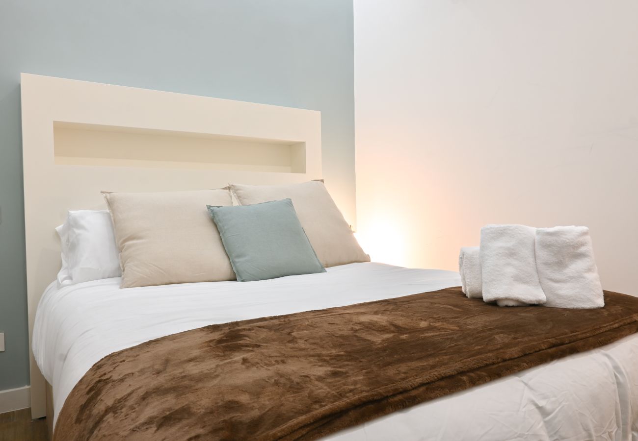 Studio in Madrid - M (ETD1) Céntrico y Luminoso Apartamento  en Madri