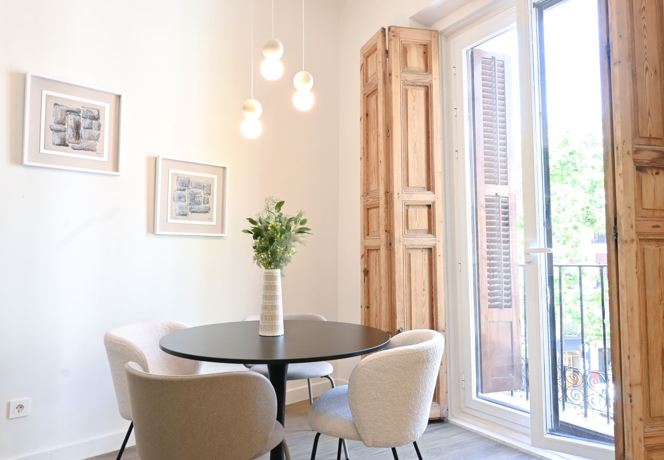 Studio in Madrid - M (ETD1) Céntrico y Luminoso Apartamento  en Madri