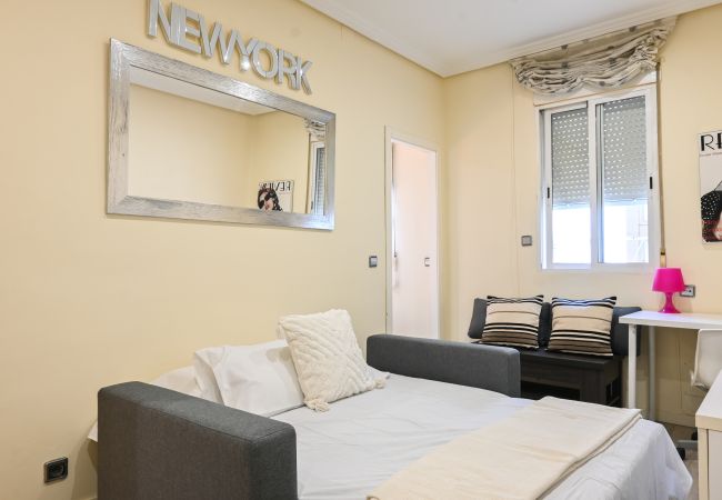 Apartment in Madrid - M (EMB1545) Coqueto Apartamento de dos dormitorios Apartment in Madrid - M (EMB1545) Coqueto Apartamento de dos dormitorios