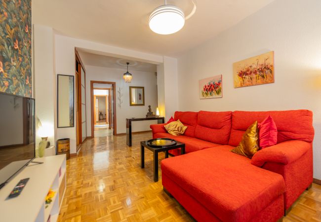 Apartment in Madrid - M (VDP17) Amplio apartamento de tres dormitorios e Apartment in Madrid - M (VDP17) Amplio apartamento de tres dormitorios e