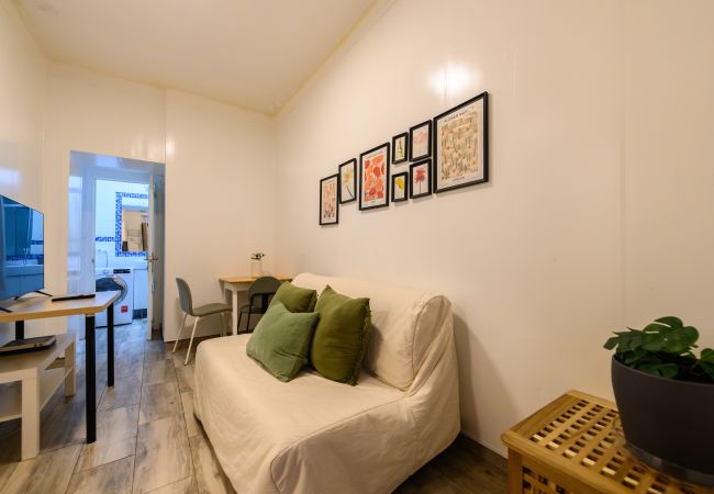 Apartment in Madrid - M (AALB230) Coqueto apartamento de dos dormitorios Apartment in Madrid - M (AALB230) Coqueto apartamento de dos dormitorios