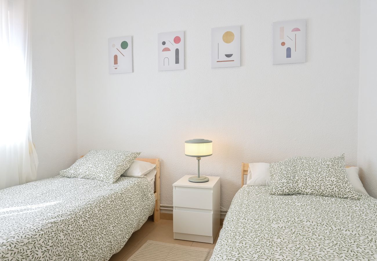 Apartment in Madrid - M (PAS32I) Luminoso apartamento de tres dormitorio