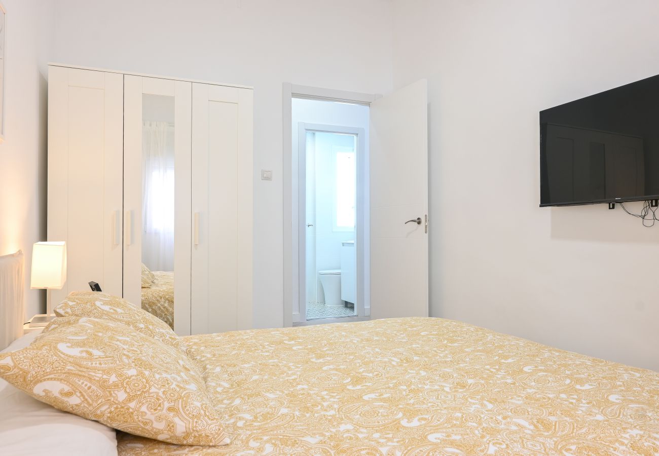 Apartment in Madrid - M (PAS4C3A) Amplio y luminoso apartamento de tres