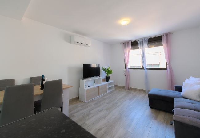 Apartment in Madrid - M (MMA323B) Acogedor apartamento de un dormitorio Apartment in Madrid - M (MMA323B) Acogedor apartamento de un dormitorio