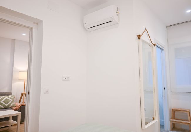 Apartment in Madrid - M (PES57)Apartamento Moderno en Acacias con Excele Apartment in Madrid - M (PES57)Apartamento Moderno en Acacias con Excele