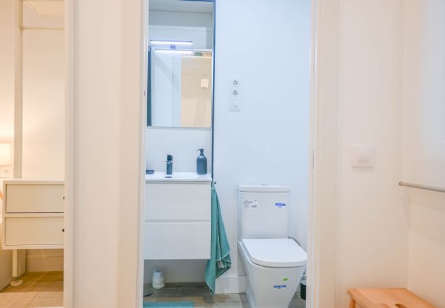 Apartment in Madrid - M (PES57)Apartamento Moderno en Acacias con Excele Apartment in Madrid - M (PES57)Apartamento Moderno en Acacias con Excele