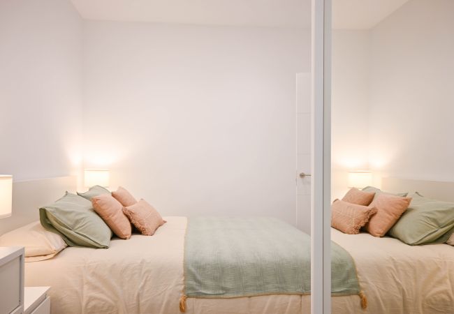 Apartment in Madrid - M (PES57)Apartamento Moderno en Acacias con Excele Apartment in Madrid - M (PES57)Apartamento Moderno en Acacias con Excele