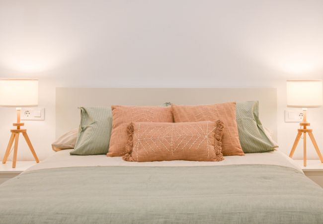 Apartment in Madrid - M (PES57)Apartamento Moderno en Acacias con Excele Apartment in Madrid - M (PES57)Apartamento Moderno en Acacias con Excele