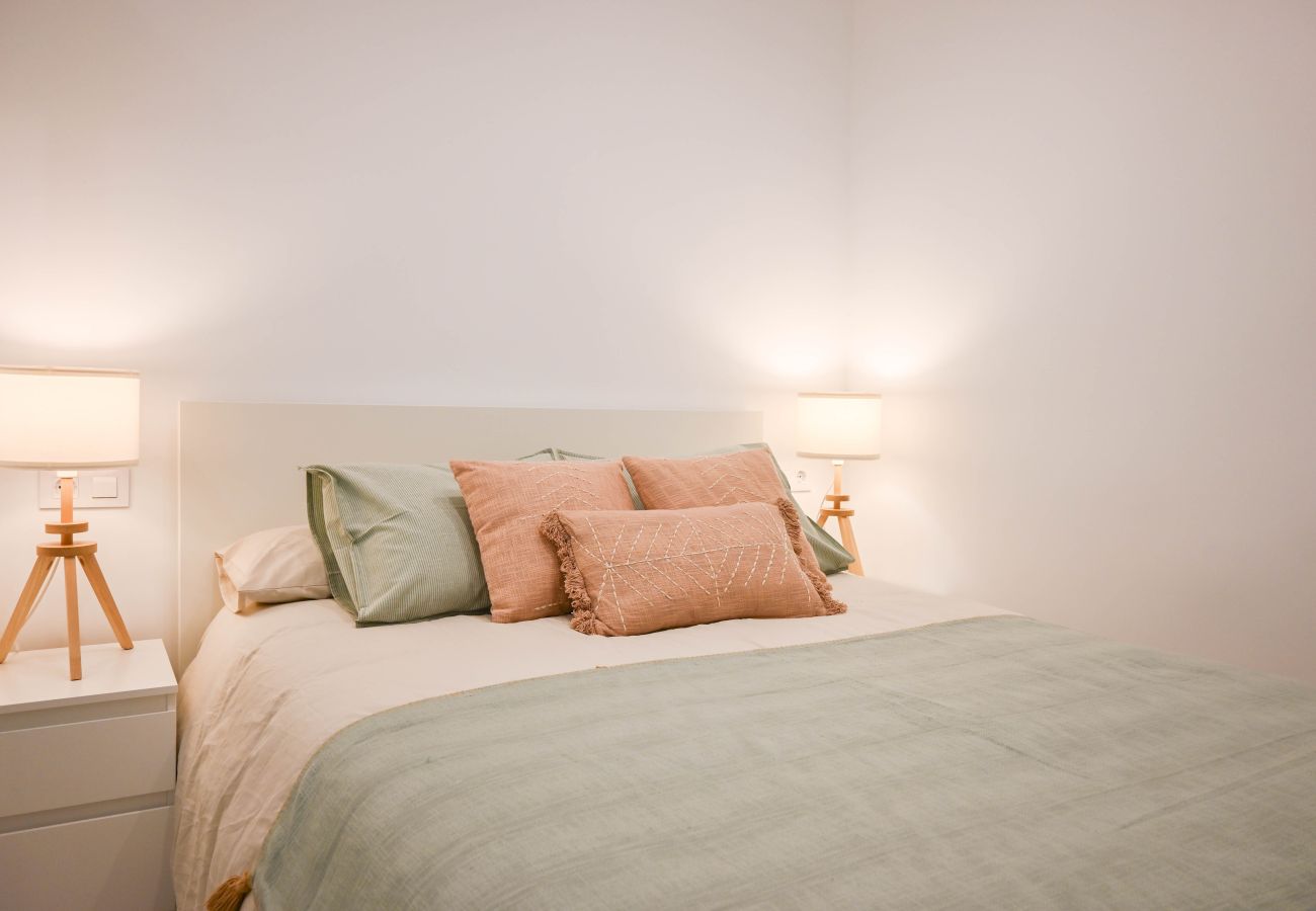 Apartment in Madrid - Modern Apartment in Acacias with Excellent Location in the Center of Madrid