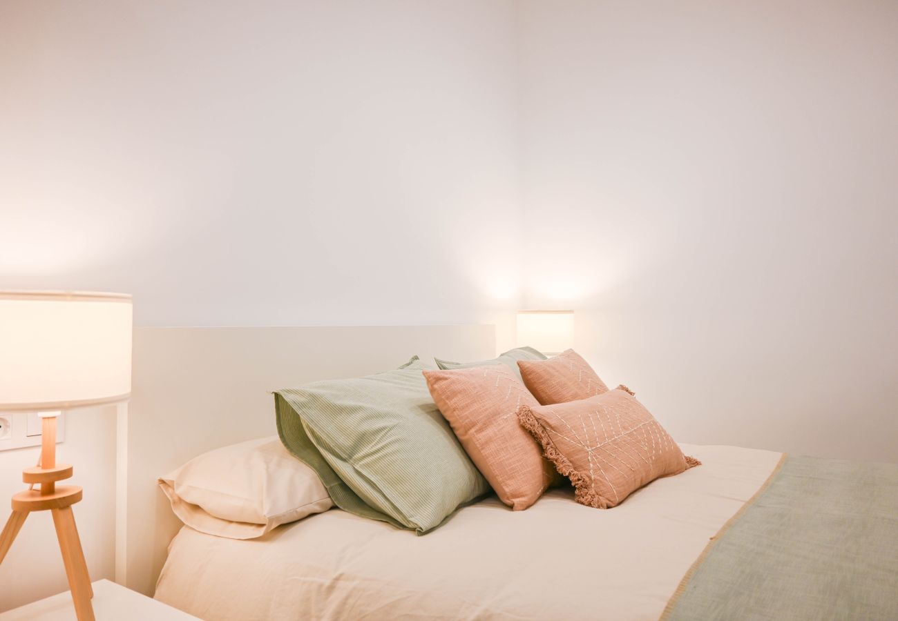 Apartment in Madrid - Modern Apartment in Acacias with Excellent Location in the Center of Madrid
