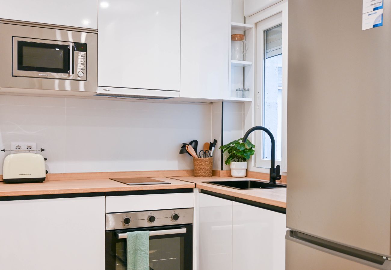 Apartment in Madrid - Modern Apartment in Acacias with Excellent Location in the Center of Madrid