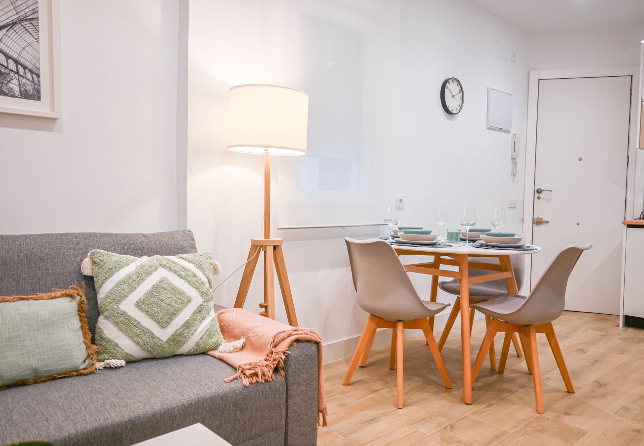 Apartment in Madrid - Modern Apartment in Acacias with Excellent Location in the Center of Madrid