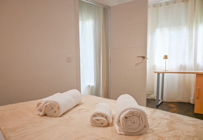 Apartment in Madrid - M (SEN1692)Amplio Apartamento con Balcón en Calle  Apartment in Madrid - M (SEN1692)Amplio Apartamento con Balcón en Calle