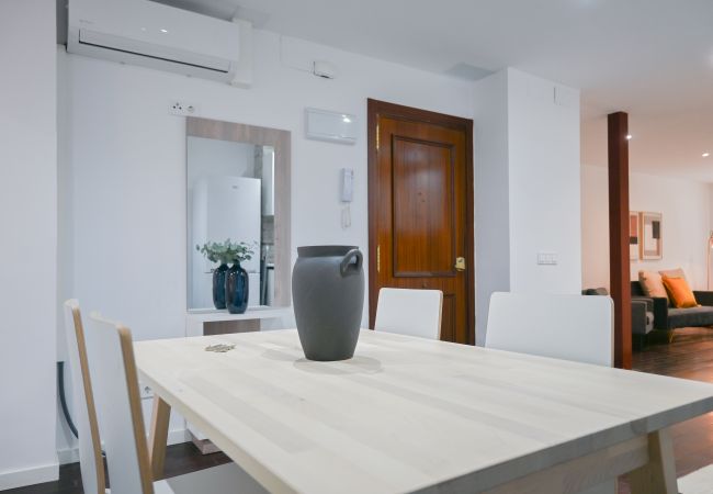 Apartment in Madrid - M (SEN1692)Amplio Apartamento con Balcón en Calle  Apartment in Madrid - M (SEN1692)Amplio Apartamento con Balcón en Calle