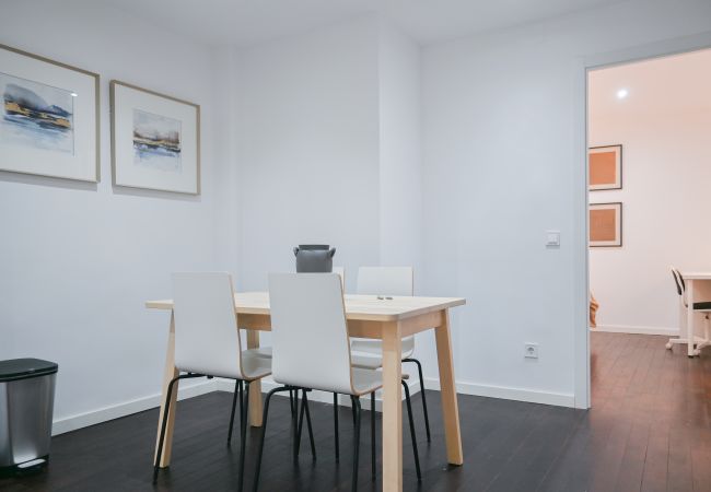 Apartment in Madrid - M (SEN1692)Amplio Apartamento con Balcón en Calle  Apartment in Madrid - M (SEN1692)Amplio Apartamento con Balcón en Calle