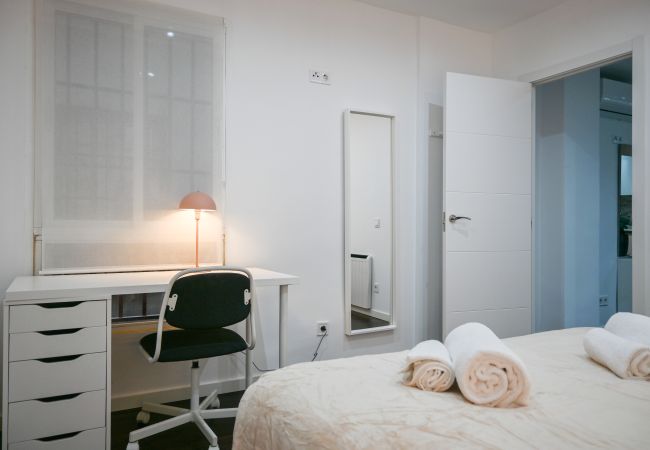 Apartment in Madrid - M (SEN1692)Amplio Apartamento con Balcón en Calle  Apartment in Madrid - M (SEN1692)Amplio Apartamento con Balcón en Calle