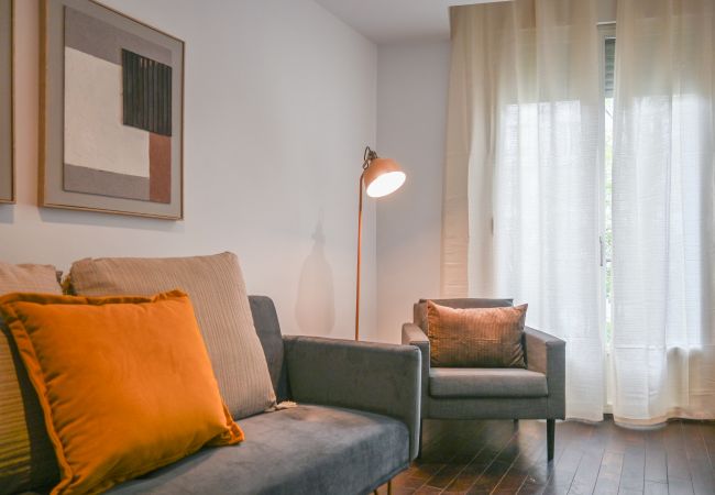 Apartment in Madrid - M (SEN1692)Amplio Apartamento con Balcón en Calle  Apartment in Madrid - M (SEN1692)Amplio Apartamento con Balcón en Calle