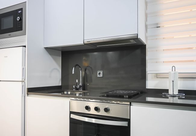Apartment in Madrid - M (EMB500)Moderno y Cómodo Apartamento en el Centr Apartment in Madrid - M (EMB500)Moderno y Cómodo Apartamento en el Centr