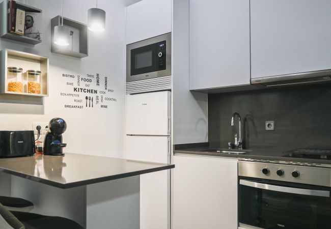 Apartment in Madrid - M (EMB500)Moderno y Cómodo Apartamento en el Centr Apartment in Madrid - M (EMB500)Moderno y Cómodo Apartamento en el Centr