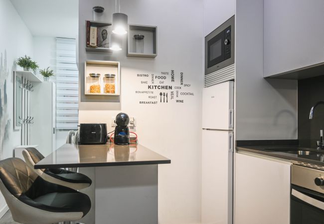 Apartment in Madrid - M (EMB500)Moderno y Cómodo Apartamento en el Centr Apartment in Madrid - M (EMB500)Moderno y Cómodo Apartamento en el Centr