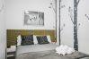 Apartment in Madrid - M (EMB500)Moderno y Cómodo Apartamento en el Centr Apartment in Madrid - M (EMB500)Moderno y Cómodo Apartamento en el Centr