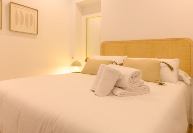 Apartment in Madrid - M (FEI70)Elegancia y Confort en el Corazón de Cham Apartment in Madrid - M (FEI70)Elegancia y Confort en el Corazón de Cham