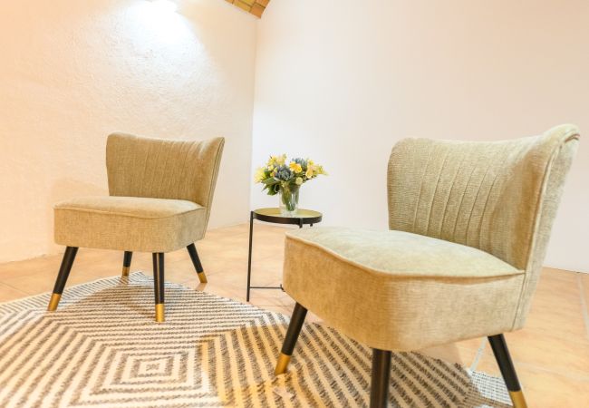 Apartment in Madrid - M (FEI70)Elegancia y Confort en el Corazón de Cham Apartment in Madrid - M (FEI70)Elegancia y Confort en el Corazón de Cham