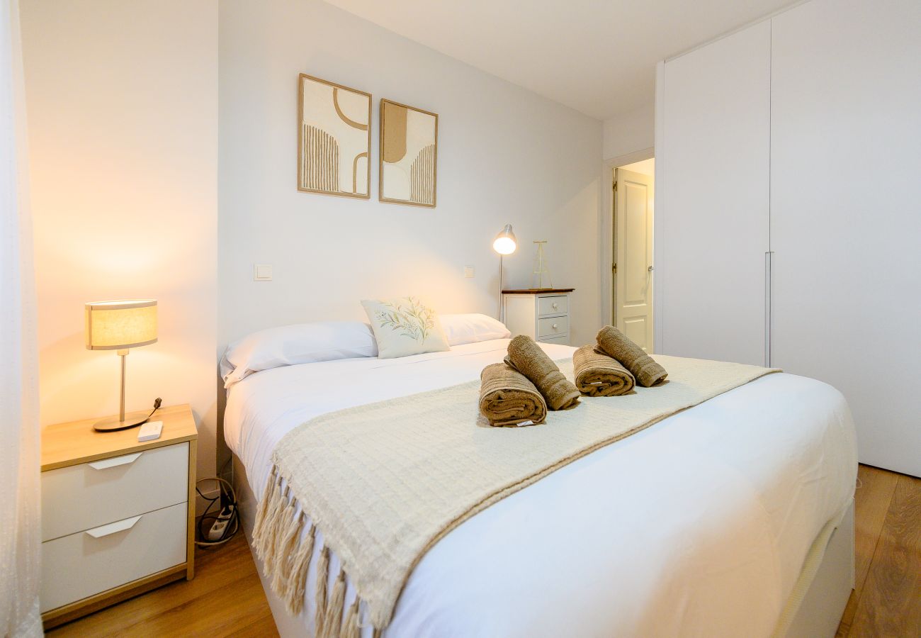 Apartment in Madrid - M (JAM471B)Apartamento Luminoso con Balcón en el C