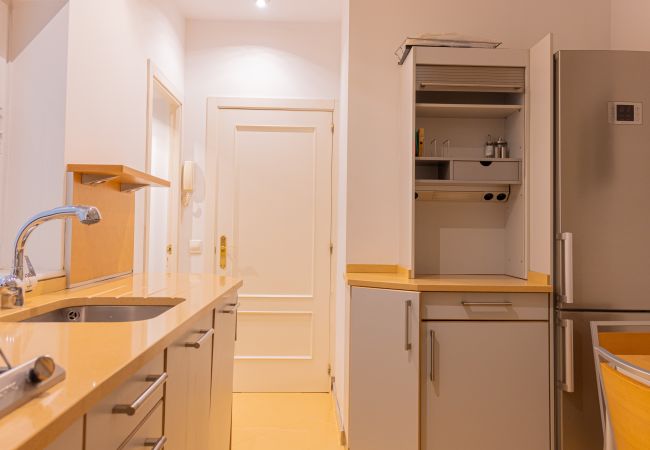 Apartment in Madrid - M (PDH52)Apartamento Amplio y Elegante en Paseo de Apartment in Madrid - M (PDH52)Apartamento Amplio y Elegante en Paseo de
