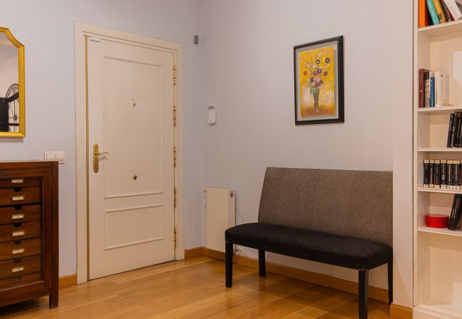 Apartment in Madrid - M (PDH52)Apartamento Amplio y Elegante en Paseo de Apartment in Madrid - M (PDH52)Apartamento Amplio y Elegante en Paseo de