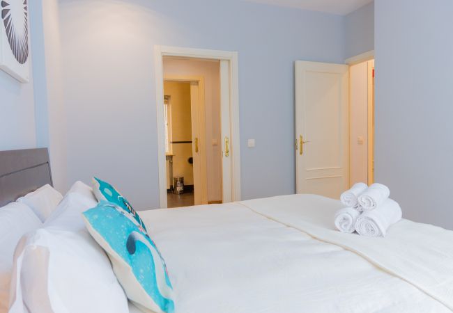 Apartment in Madrid - M (PDH52)Apartamento Amplio y Elegante en Paseo de Apartment in Madrid - M (PDH52)Apartamento Amplio y Elegante en Paseo de