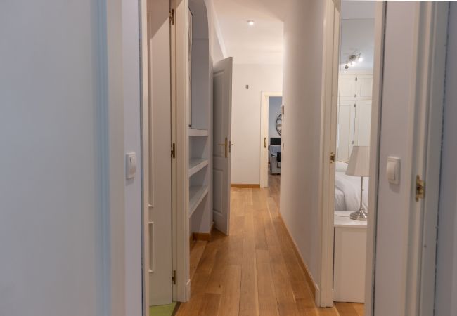 Apartment in Madrid - M (PDH52)Apartamento Amplio y Elegante en Paseo de Apartment in Madrid - M (PDH52)Apartamento Amplio y Elegante en Paseo de