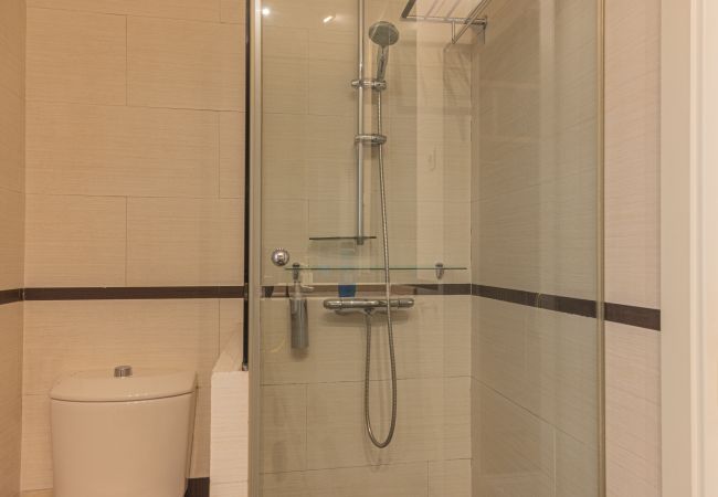 Apartment in Madrid - M (PDH52)Apartamento Amplio y Elegante en Paseo de Apartment in Madrid - M (PDH52)Apartamento Amplio y Elegante en Paseo de