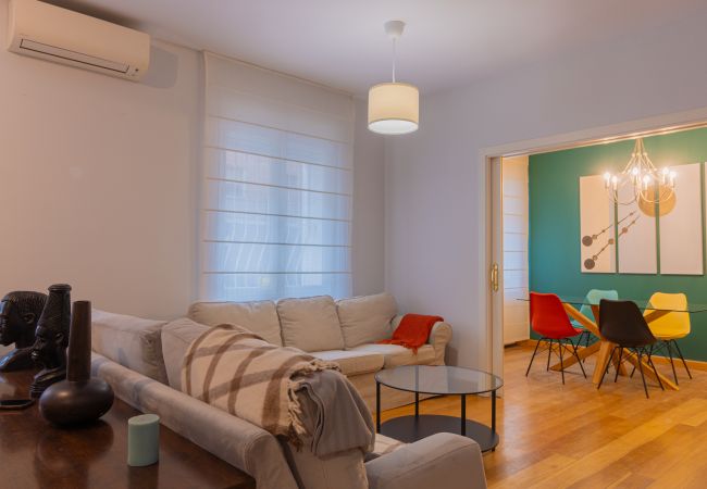 Apartment in Madrid - M (PDH52)Apartamento Amplio y Elegante en Paseo de Apartment in Madrid - M (PDH52)Apartamento Amplio y Elegante en Paseo de