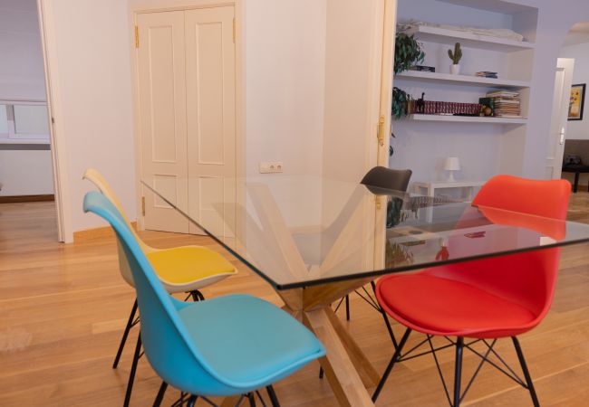 Apartment in Madrid - M (PDH52)Apartamento Amplio y Elegante en Paseo de Apartment in Madrid - M (PDH52)Apartamento Amplio y Elegante en Paseo de