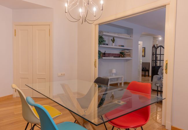 Apartment in Madrid - M (PDH52)Apartamento Amplio y Elegante en Paseo de Apartment in Madrid - M (PDH52)Apartamento Amplio y Elegante en Paseo de
