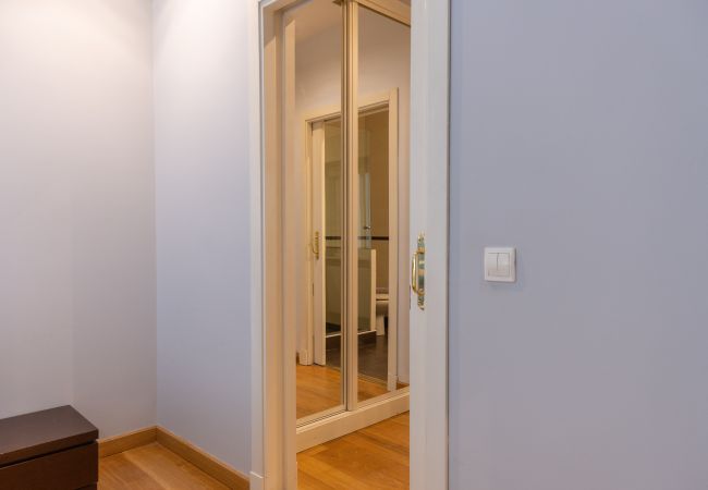 Apartment in Madrid - M (PDH52)Apartamento Amplio y Elegante en Paseo de Apartment in Madrid - M (PDH52)Apartamento Amplio y Elegante en Paseo de