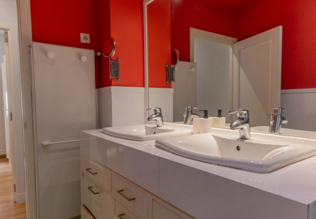 Apartment in Madrid - M (PDH52)Apartamento Amplio y Elegante en Paseo de Apartment in Madrid - M (PDH52)Apartamento Amplio y Elegante en Paseo de