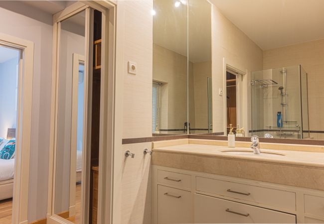 Apartment in Madrid - M (PDH52)Apartamento Amplio y Elegante en Paseo de Apartment in Madrid - M (PDH52)Apartamento Amplio y Elegante en Paseo de