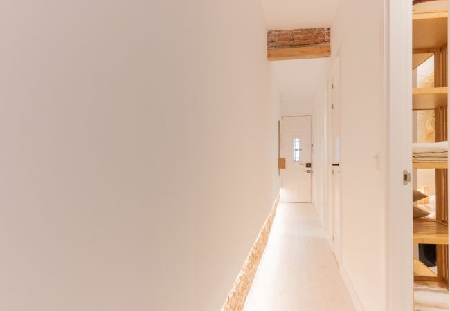 Apartment in Madrid - M (CPE205)Elegante y Acogedor Apartamento con Enca Apartment in Madrid - M (CPE205)Elegante y Acogedor Apartamento con Enca