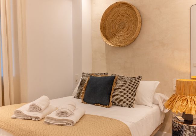 Apartment in Madrid - M (CPE205)Elegante y Acogedor Apartamento con Enca Apartment in Madrid - M (CPE205)Elegante y Acogedor Apartamento con Enca