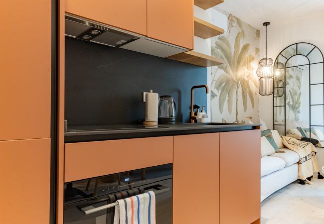 Apartment in Madrid - M (CPE205)Elegante y Acogedor Apartamento con Enca Apartment in Madrid - M (CPE205)Elegante y Acogedor Apartamento con Enca