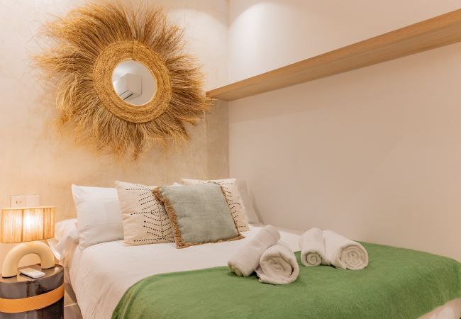 Apartment in Madrid - M (CPE205)Elegante y Acogedor Apartamento con Enca Apartment in Madrid - M (CPE205)Elegante y Acogedor Apartamento con Enca