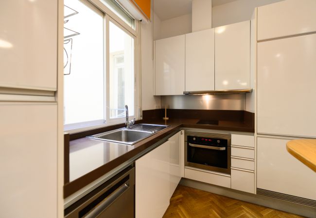 Apartment in Madrid - M (PSM92) Elegante vivienda de 3 habitaciones en e Apartment in Madrid - M (PSM92) Elegante vivienda de 3 habitaciones en e