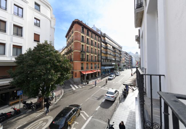 Apartment in Madrid - M (SBE351C)Elegancia y Funcionalidad en San Bernar Apartment in Madrid - M (SBE351C)Elegancia y Funcionalidad en San Bernar