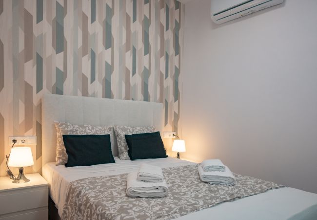 Apartment in Madrid - M (VAL212) Lujoso apartamento en Malasaña Apartment in Madrid - M (VAL212) Lujoso apartamento en Malasaña