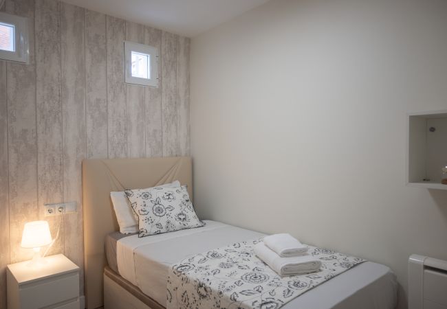Apartment in Madrid - M (VAL212) Lujoso apartamento en Malasaña Apartment in Madrid - M (VAL212) Lujoso apartamento en Malasaña