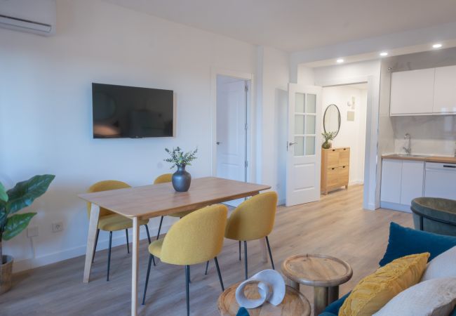 Apartment in Madrid - M (DHI17) Aria: Donde la Tranquilidad y el Diseñ Apartment in Madrid - M (DHI17) Aria: Donde la Tranquilidad y el Diseñ