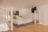 Apartment in Madrid - M (VAR120) Piso moderno y práctico en Chamberí Apartment in Madrid - M (VAR120) Piso moderno y práctico en Chamberí